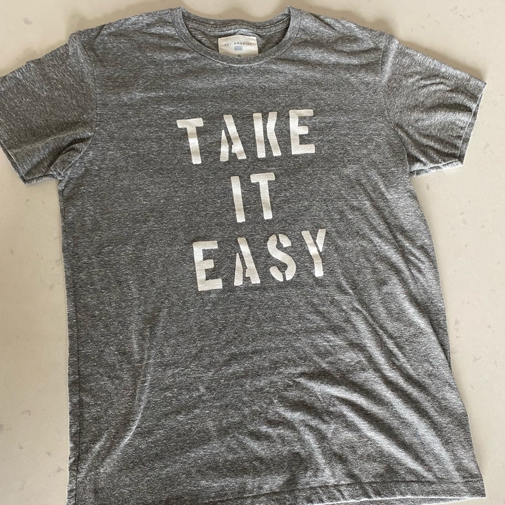 Size Medium Sol Angeles Grey Tee